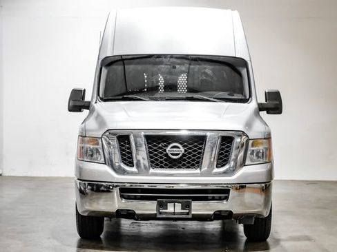 Used 2013 Nissan NV 3500 SV w/ Technology Pkg image 8