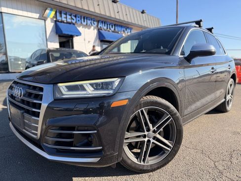 Used 2018 Audi SQ5 Prestige w/ Prestige Package image 2