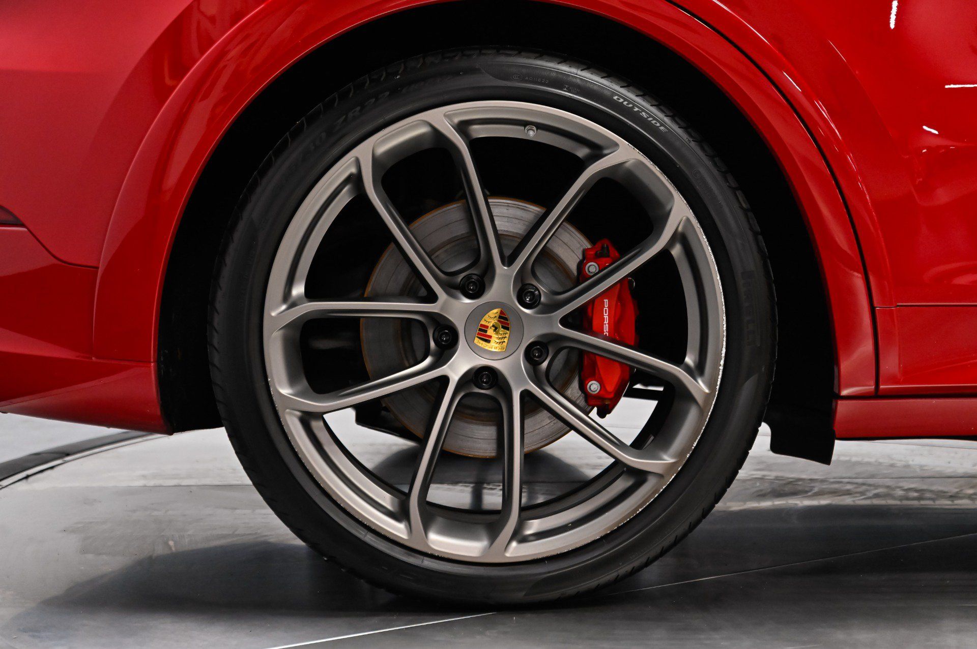 Used 2021 Porsche Cayenne GTS AWD/4WD image 14