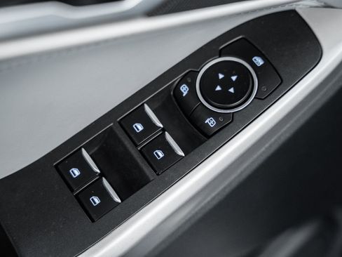 Certified 2022 Ford Explorer XLT w/ Equipment Group 202A image 45