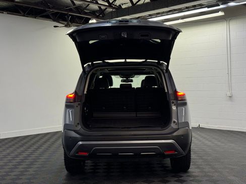 Used 2023 Nissan Rogue SL w/ SL Premium Package image 30