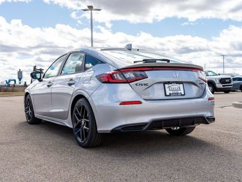 Used 2025 Honda Civic Sport image 5