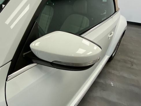 Used 2018 Volkswagen Beetle 2.0T Coast FWD image 21