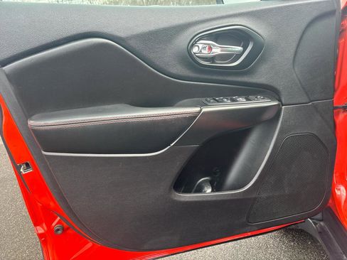 Used 2021 Jeep Cherokee Trailhawk w/ Sun, Sound & Nav Group image 16