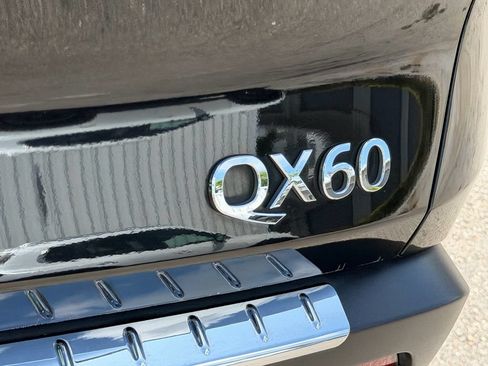 Used 2023 INFINITI QX60 Luxe w/ Performance Audio Package FWD image 15