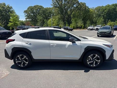 Used 2025 Subaru Crosstrek 2.0i Premium image 6