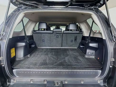 Used 2013 Toyota 4Runner Limited AWD/4WD image 29
