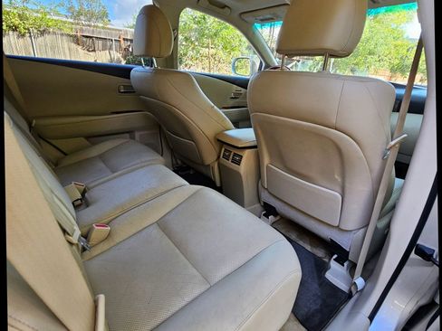 Used 2012 Lexus RX 450h AWD image 18