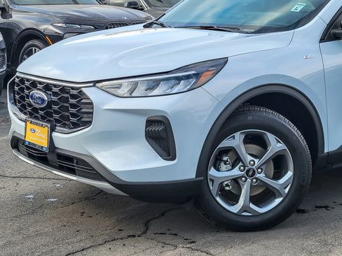 Certified 2025 Ford Escape ST-Line w/ Tech Pack #1 image 3