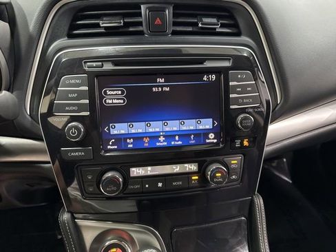 Used 2022 Nissan Maxima SV w/ Floor Mat Group FWD image 19