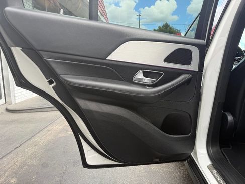 Used 2024 Mercedes-Benz GLE 350 4MATIC image 26