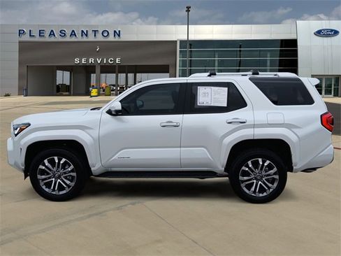 Used 2026 Toyota 4Runner Limited image 2