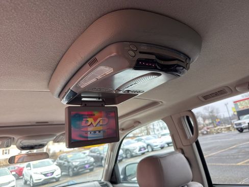 Used 2004 Toyota Sequoia SR5 image 24