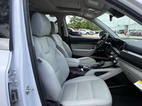 Used 2024 Kia Telluride S w/ S Sunroof Package FWD image 30
