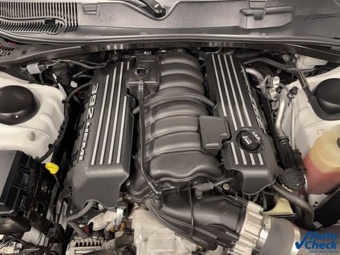 Used 2014 Dodge Challenger SRT8 image 22