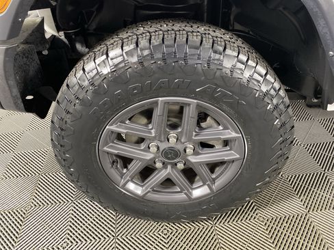 Used 2024 Jeep Wrangler Unlimited Sport AWD/4WD image 12