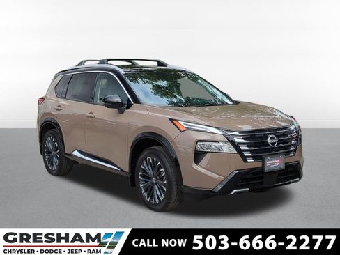 Used 2025 Nissan Rogue Platinum w/ Platinum Premium Package AWD/4WD image 1
