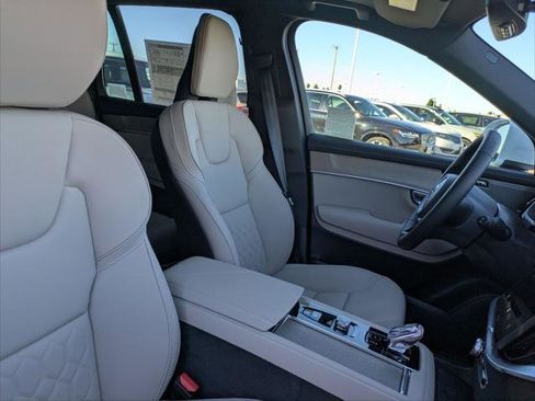 New 2026 Volvo XC90 B6 Plus w/ Protection Package Premier image 14