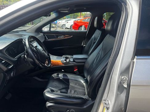Used 2018 Lincoln MKX Reserve w/ Lincoln MKX Climate Package AWD/4WD image 13