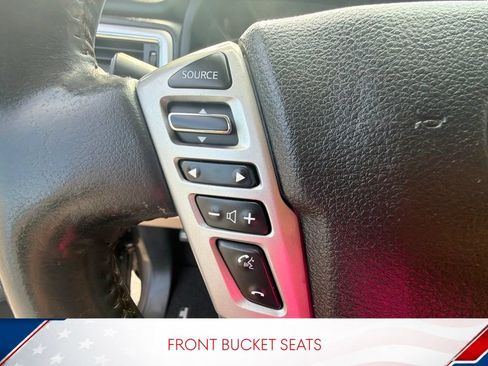 Used 2016 Nissan Titan SL RWD image 15