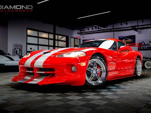 Used 2000 Dodge Viper GTS image 25