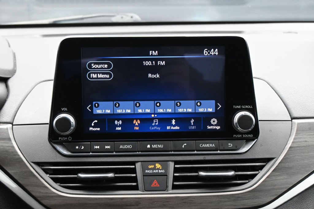 Used 2025 Nissan Altima 2.5 SV FWD image 22
