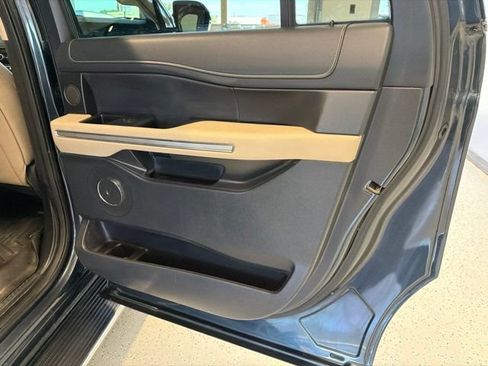 Used 2022 Ford Expedition Max Limited AWD/4WD image 48
