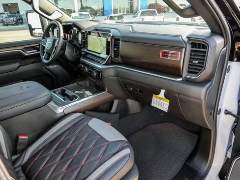 New 2026 Chevrolet Silverado 3500 High Country w/ High Country Premium Package AWD/4WD image 19