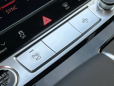 New 2026 Audi Q7 3.0T Premium Plus AWD/4WD image 26