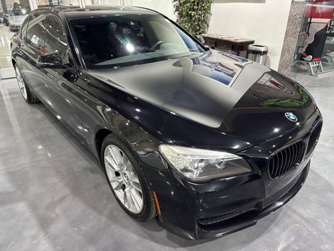 Used 2015 BMW 740Li image 24