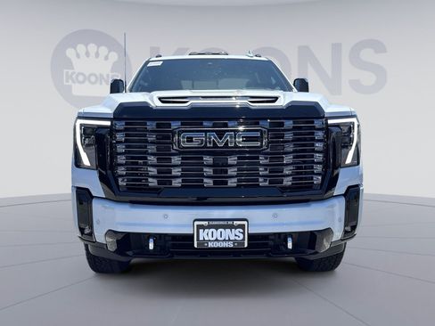 New 2026 GMC Sierra 2500 Denali Ultimate w/ Max Trailering Package AWD/4WD image 7