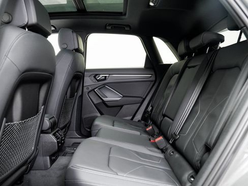Certified 2025 Audi Q3 2.0T Premium AWD/4WD image 22