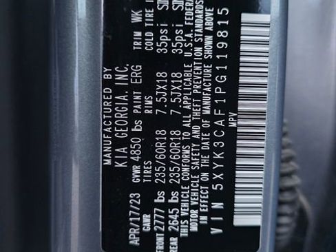 Certified 2023 Kia Sportage EX image 2