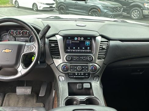 Used 2015 Chevrolet Tahoe LT image 12