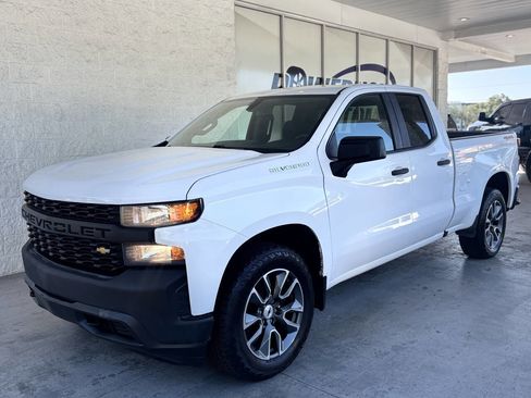 Used 2019 Chevrolet Silverado 1500 W/T w/ WT Convenience Package AWD/4WD image 6