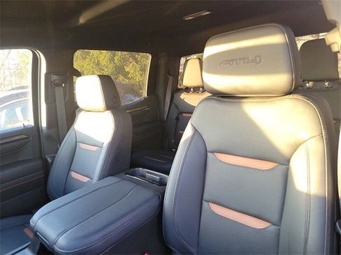 Certified 2024 GMC Sierra 1500 AT4 w/ Technology Package image 13