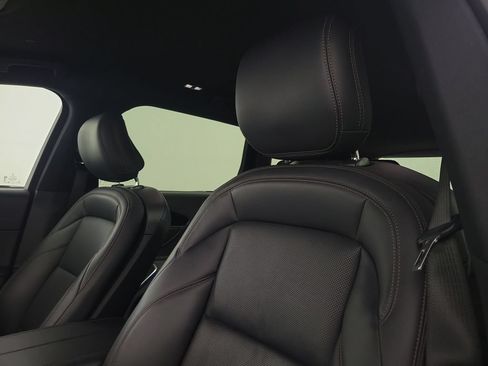 Certified 2024 Lincoln Nautilus Premier w/ Jet Appearance Package AWD/4WD image 17