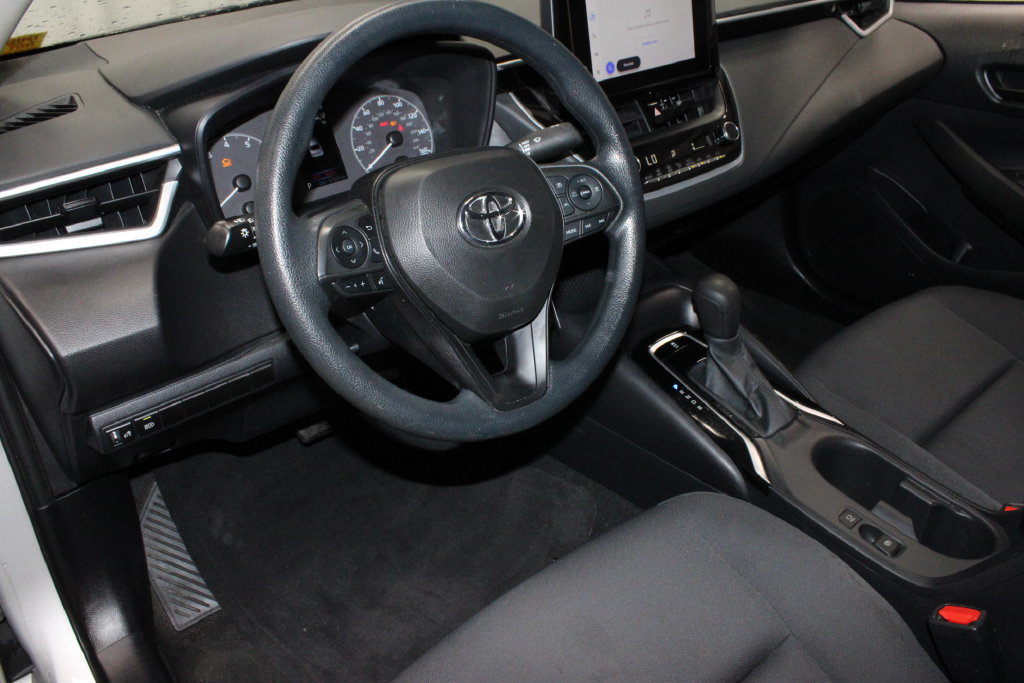 Used 2024 Toyota Corolla LE FWD image 26