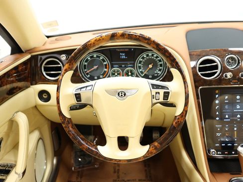 Used 2014 Bentley Flying Spur W12 AWD/4WD image 25