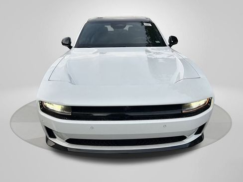 New 2026 Dodge Charger Daytona Scat Pack image 2