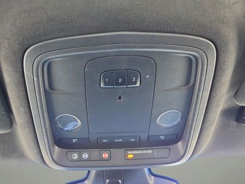 Used 2016 Cadillac ELR FWD image 13