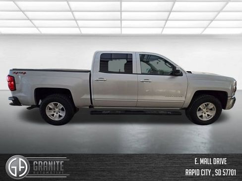Used 2018 Chevrolet Silverado 1500 LT w/ All Star Edition image 6