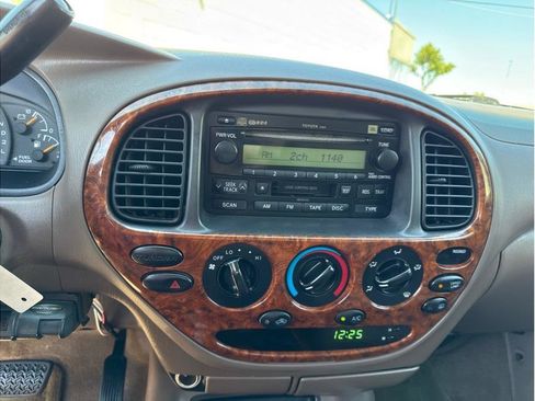 Used 2004 Toyota Tundra Limited image 24