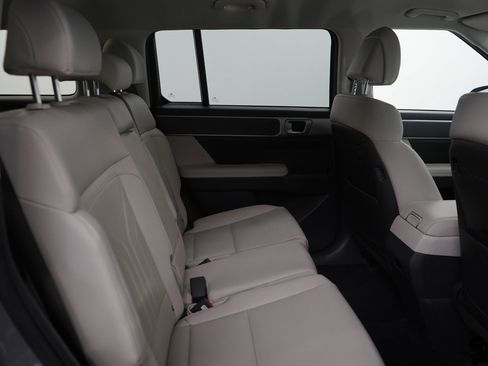 Used 2025 Hyundai Santa Fe SEL image 13