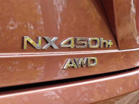 Used 2025 Lexus NX 450h+ F Sport image 30