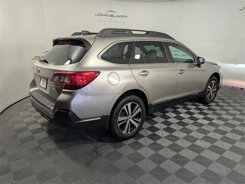 Used 2019 Subaru Outback 3.6R Limited image 5
