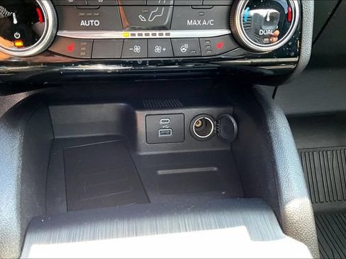 Used 2022 Ford Escape SEL w/ SEL Stealth AWD Package image 26