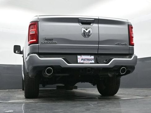 Used 2025 RAM 1500 Laramie AWD/4WD image 38