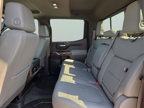 Used 2019 Chevrolet Silverado 1500 RST AWD/4WD image 10
