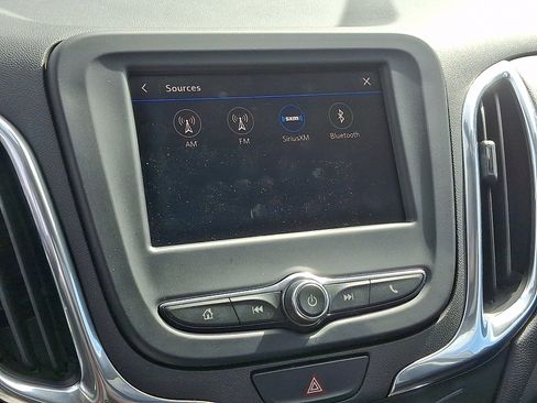 Used 2020 Chevrolet Equinox LT AWD/4WD image 18